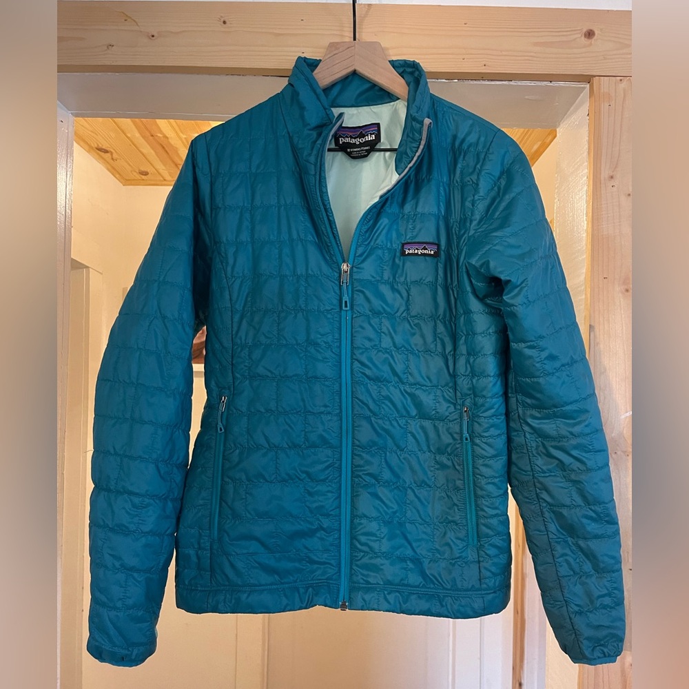 Patagonia Women's Teal Puffer Jacket